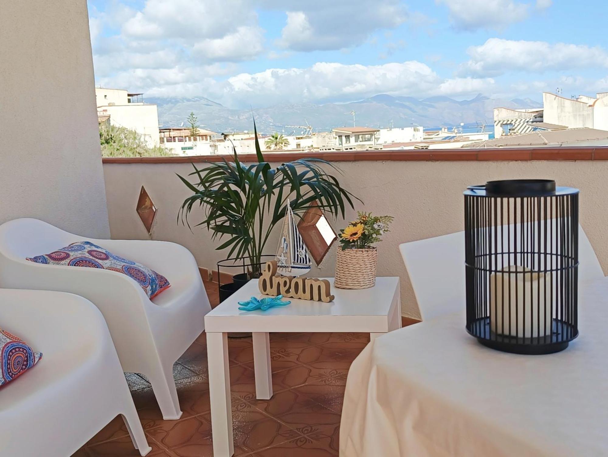 " Limoncello" Appartamento A 150 M Dal Mare ! Perfetto Per Famiglie E Coppie Alcamo Exterior photo